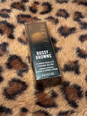 Discontinued Huda Beauty ‘Empress’ Bossy Browns Power Bullet Lipstick